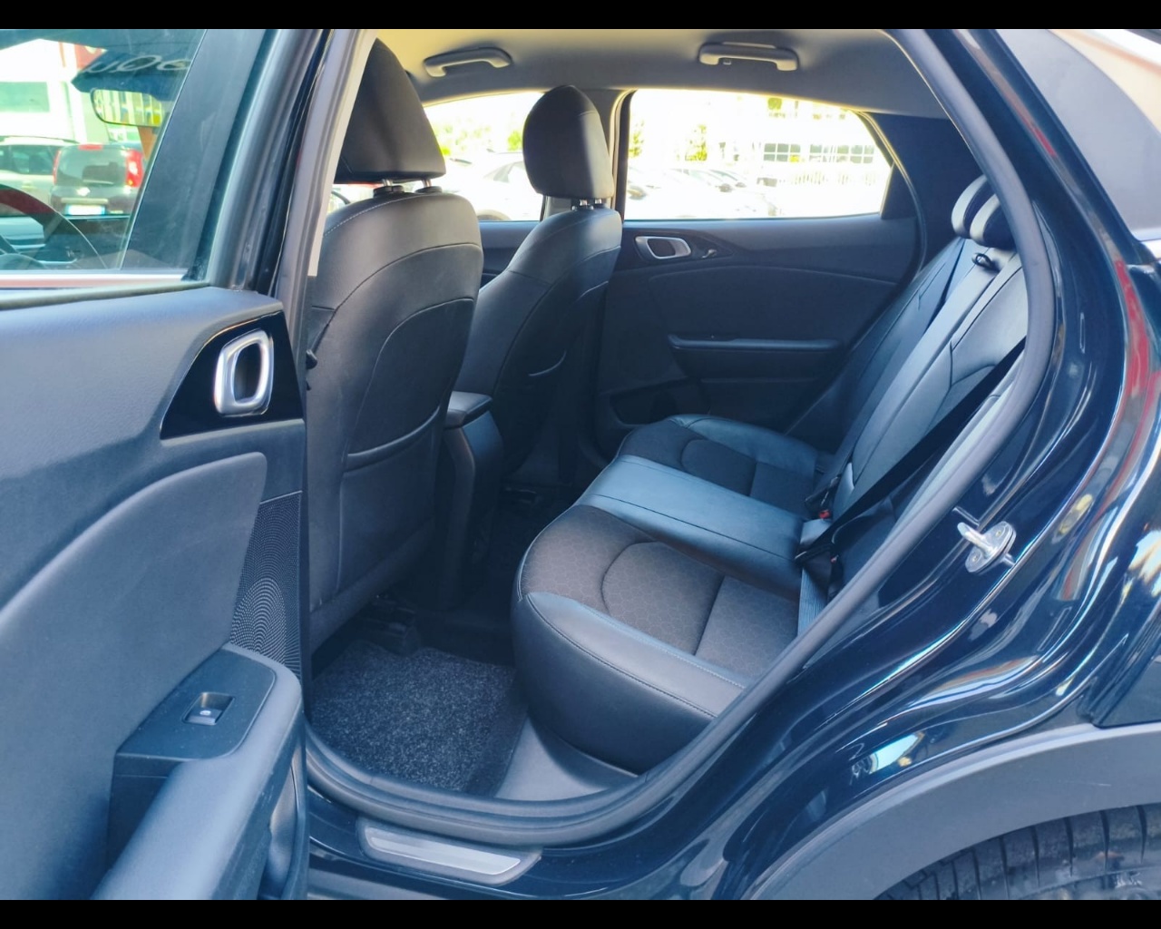 Foto KIA XCeed 1.0 tgdi Gpl Business 117cv mt