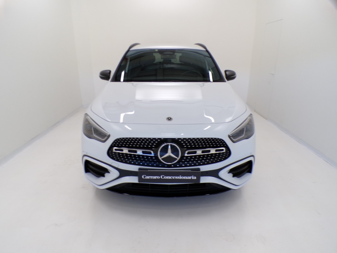 Mercedes  GLA 250 e Plug-In-Hybrid AMG Line Advanced Plus 8G-DCT - 2