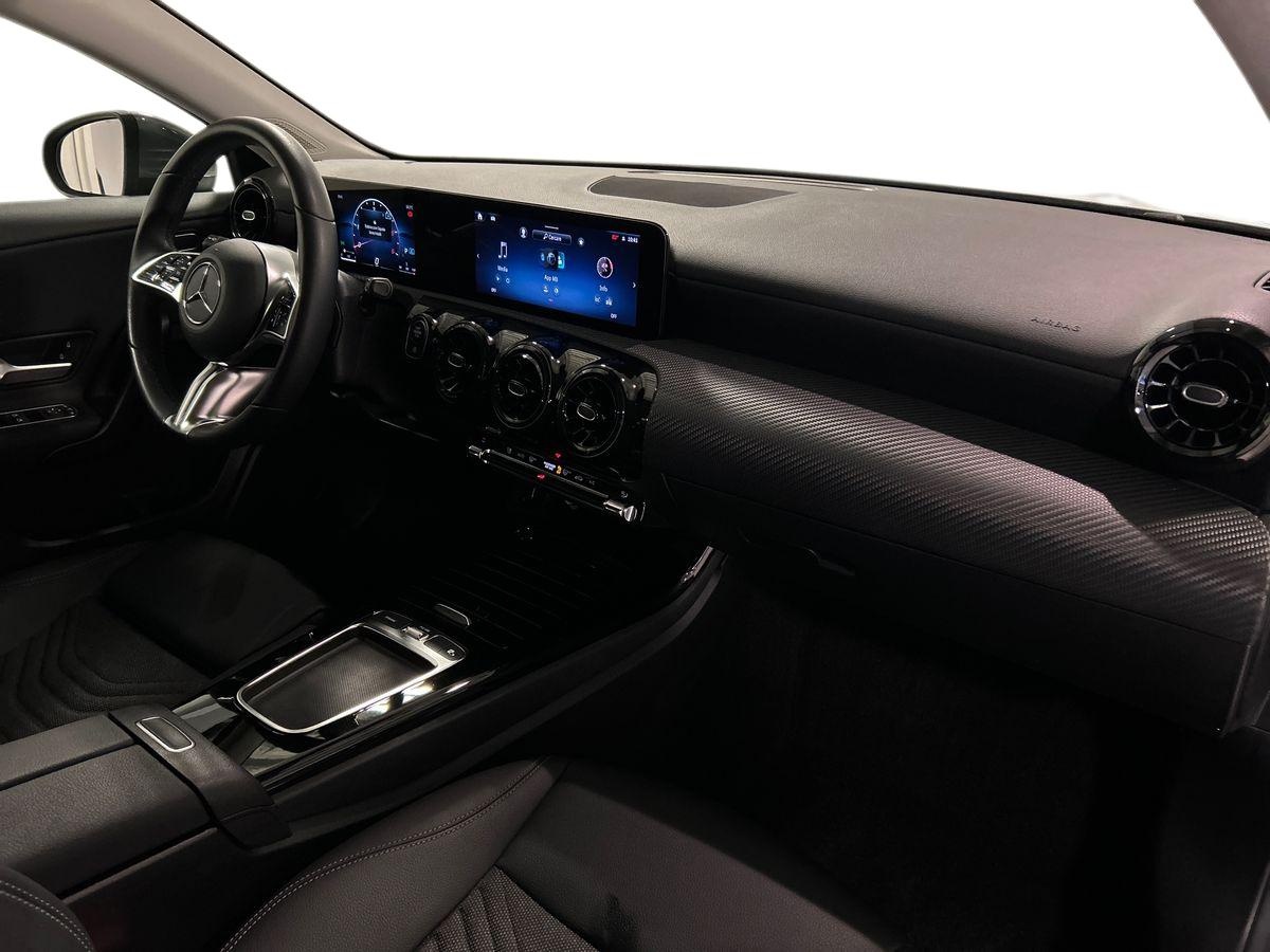 Mercedes  Classe A 180 D Advanced Speedshift DCT AMG 8G - 15