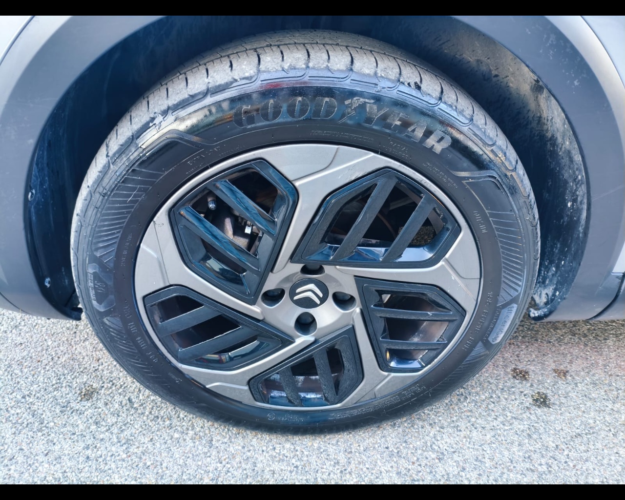 Foto CITROEN C4 1.2 puretech Plus s&s 130cv