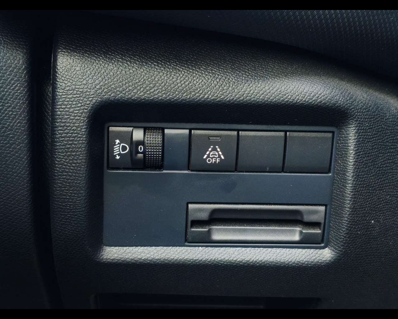Foto CITROEN C5 Aircross 1.5 bluehdi Shine Pack s&s 130cv eat8