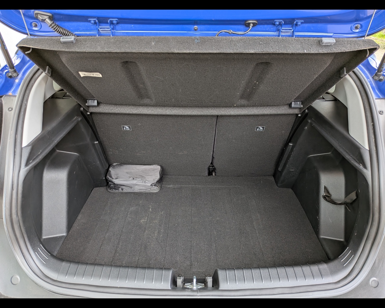 Foto HYUNDAI Bayon - Bayon 1.2 Gpl Xline