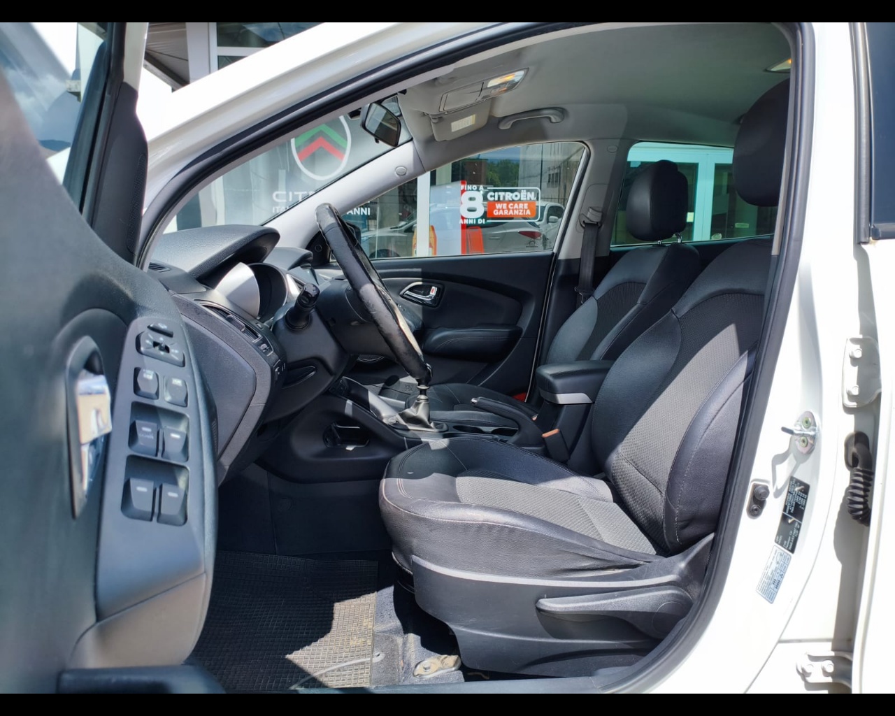 Foto HYUNDAI ix35 1.7 crdi Xpossible 115cv 2wd