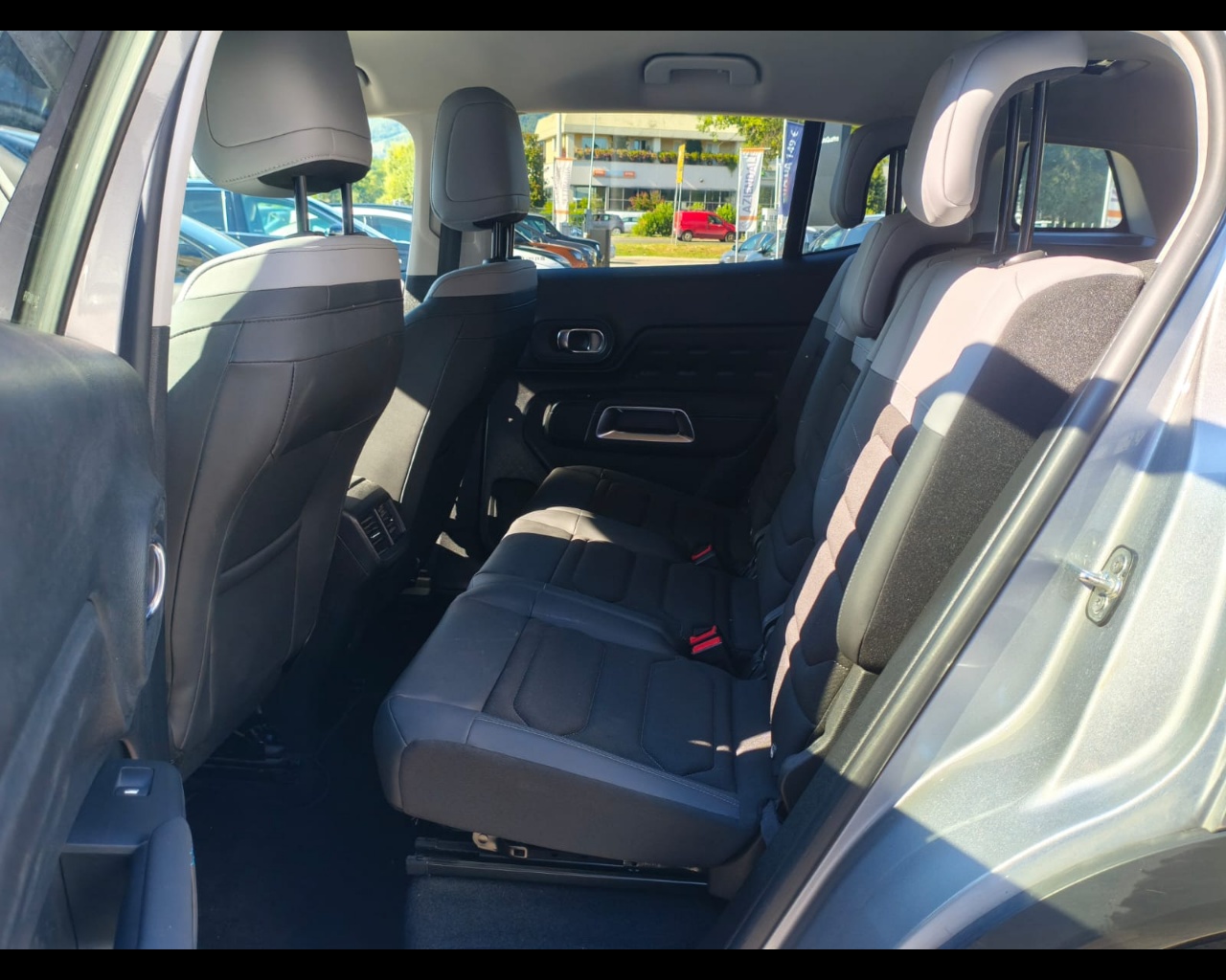 Foto CITROEN C5 Aircross 1.5 bluehdi Max s&s 130cv eat8 N1
