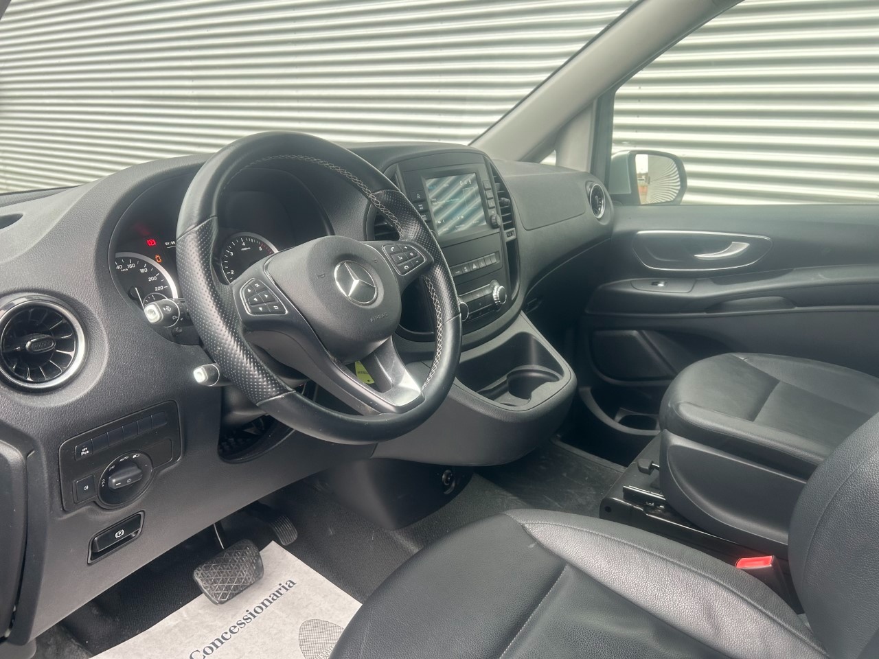 Mercedes Vito vito 119 cdi compact mixto Business auto E6 - 7