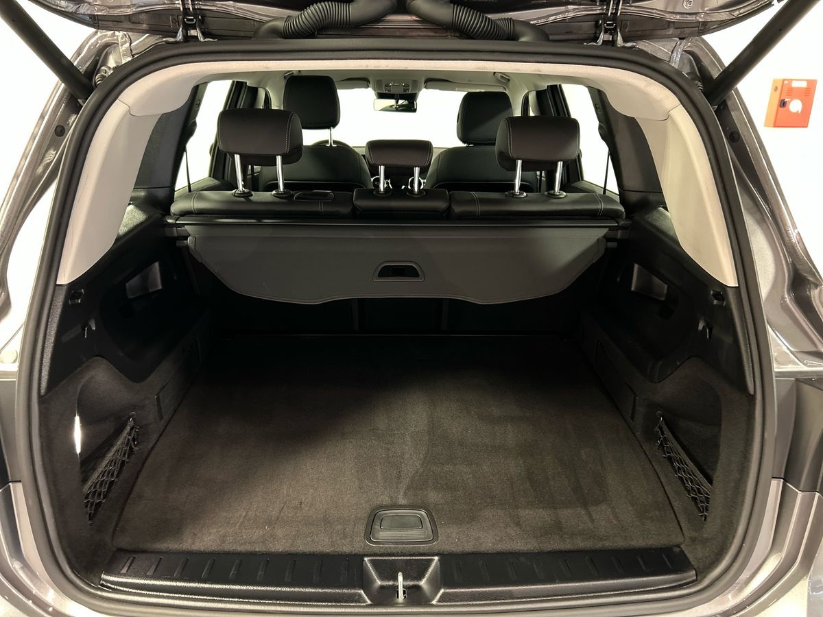 Mercedes  GLB 180 D Progressive Advanced 8G-DCT - 8