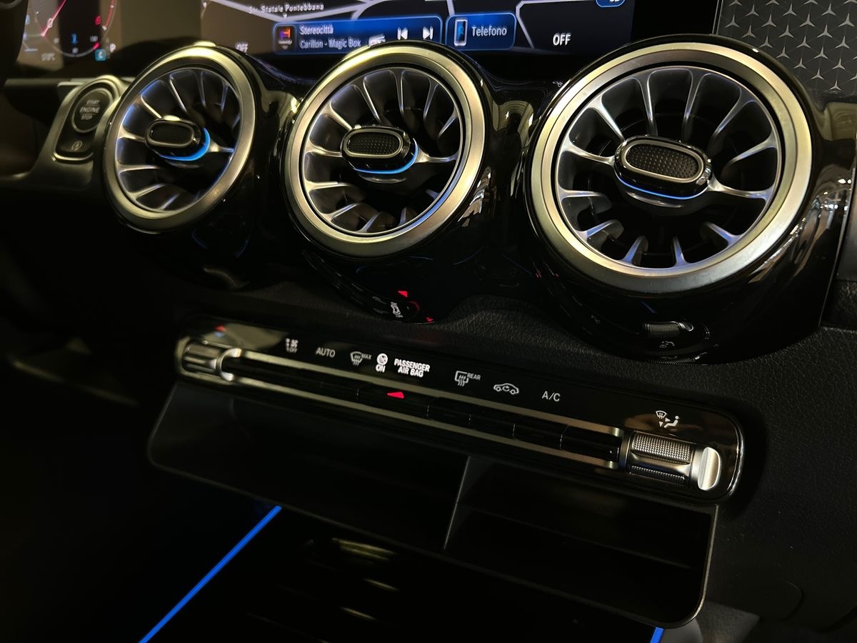 Mercedes GLB GLB 200 D Progressive Advanced Plus 4Matic 8G-DCT - 14