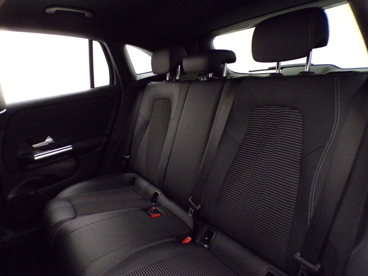 Mercedes GLA GLA 180 D Sport Plus 8G-DCT - 13