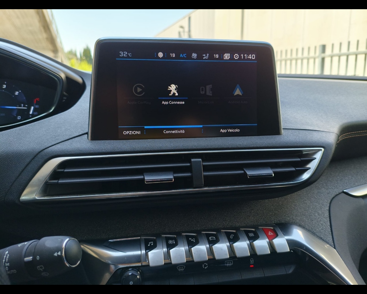 Foto PEUGEOT 3008 1.5 bluehdi GT Line s&s 130cv