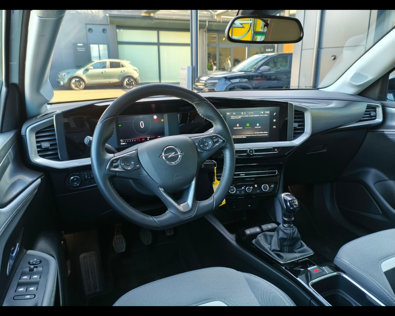 Foto OPEL Mokka 1.2 t Elegance s&s 100cv
