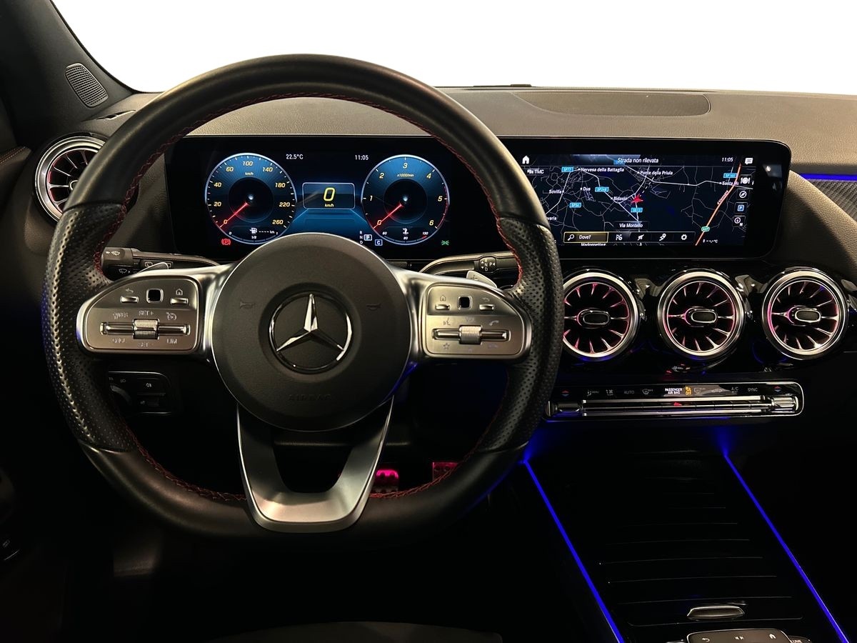 Mercedes GLA GLA 180 D Premium 8G-DCT - 11