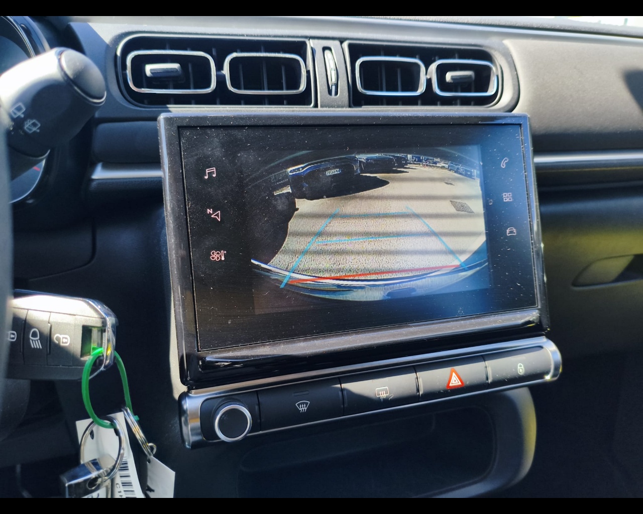 Foto CITROEN C3 1.2 puretech C-Series s&s 83cv neopatentati