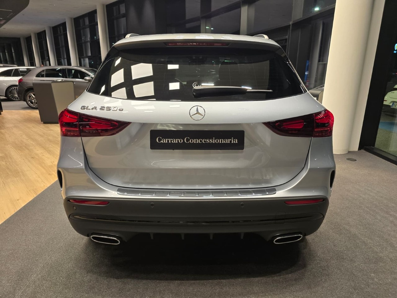 Mercedes GLA GLA 250e Plug-in hybrid Automatic AMG Line Extra - 4