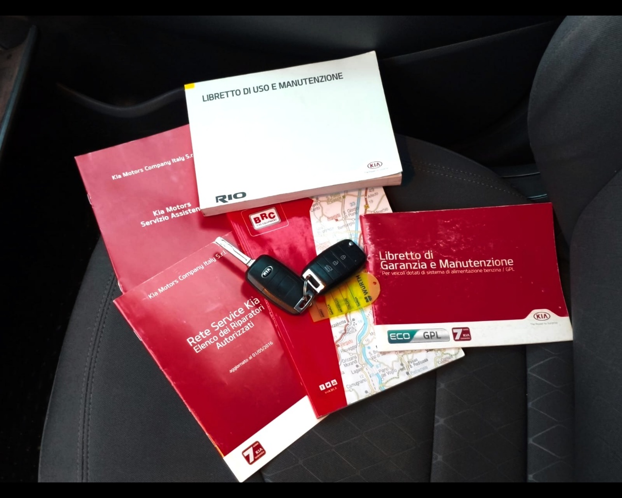 Foto KIA Rio 5p 1.2 Cool eco Gpl