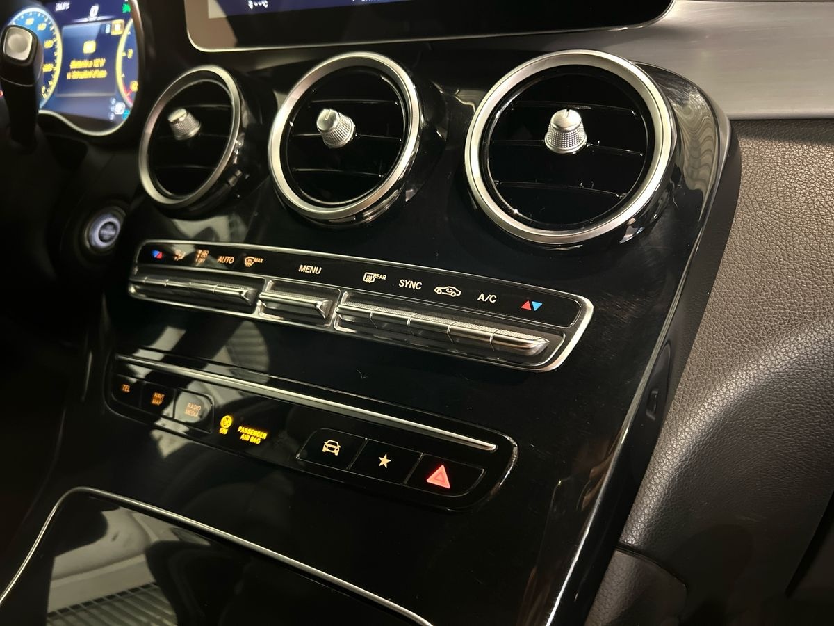 Mercedes GLC Coupé GLC Coupe 300 D Premium 4Matic 9G-Tronic Plus - 14