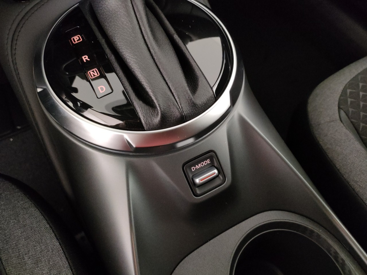 Nissan Juke Nuovo Ibrido benzina Juke Porto Mantovano