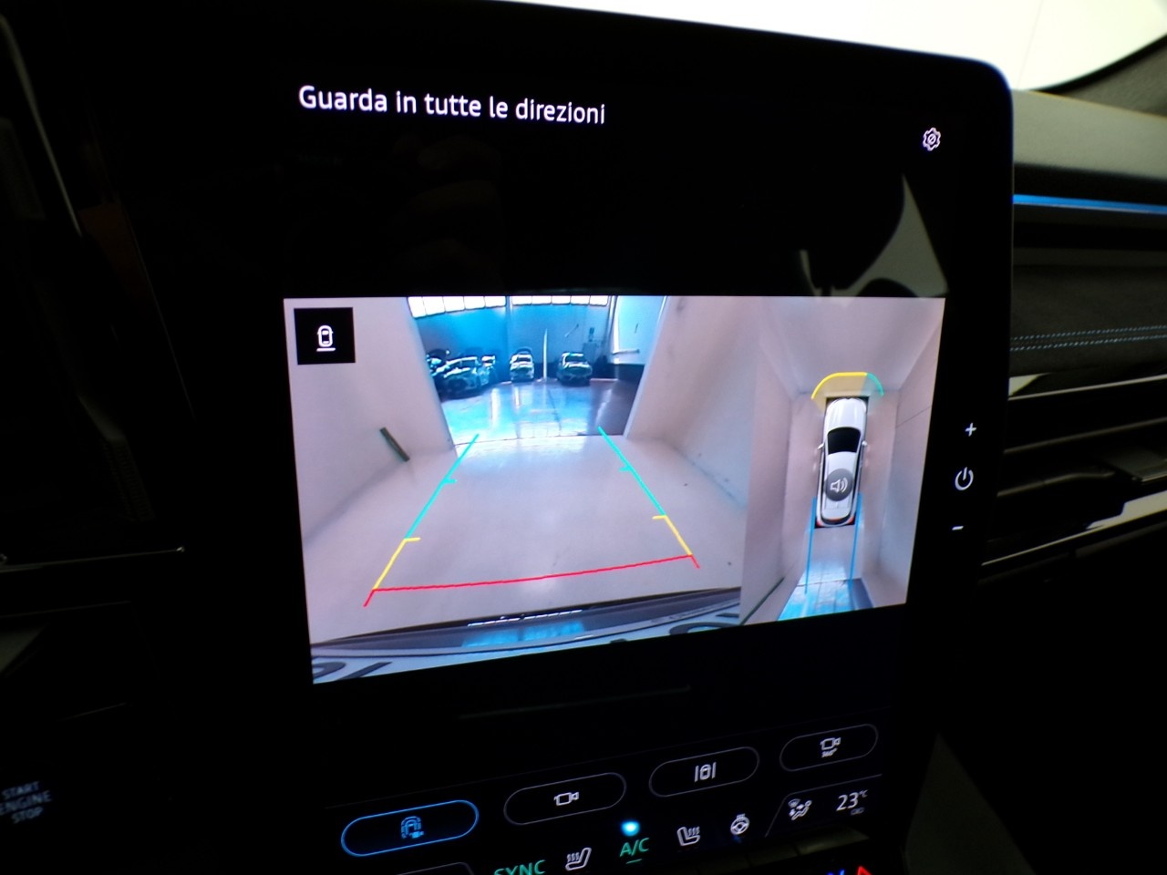 Renault Austral Austral 1.2 E-Tech full hybrid 200cv Iconic Esprit Alpine - 21