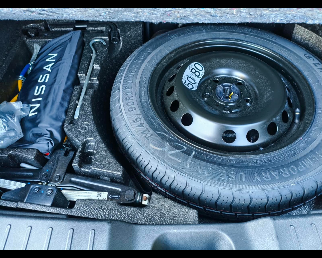 Foto NISSAN Juke 1.6 hev N-Connecta