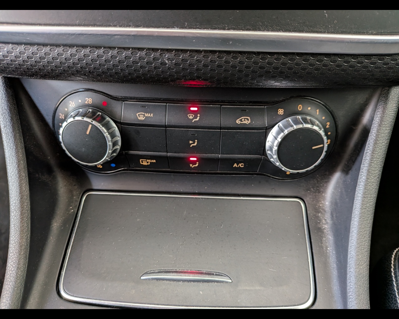 Foto MERCEDES A 180 d Premium 