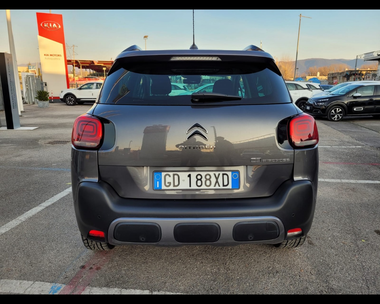 Foto CITROEN C3 Aircross 1.5 bluehdi Shine s&s 110cv