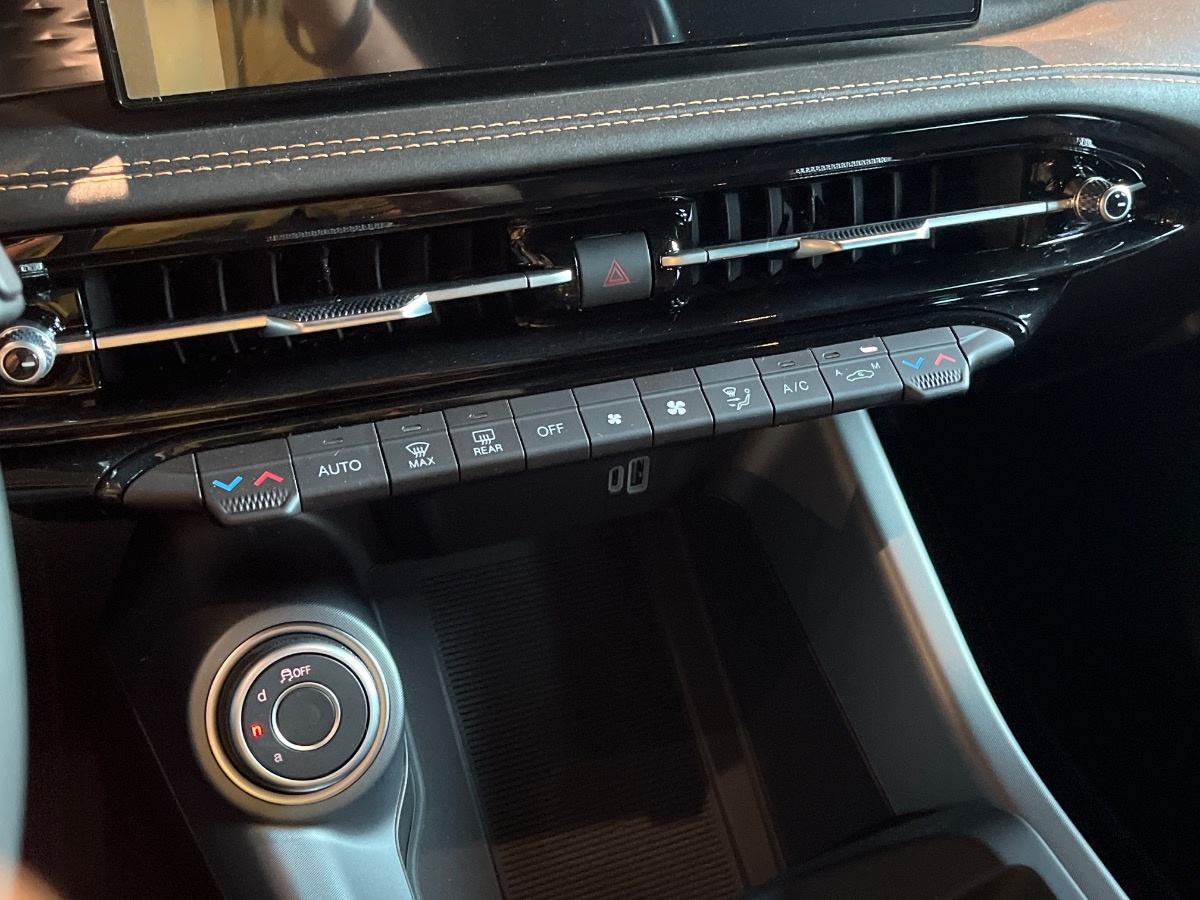 Alfa Romeo Tonale Nuovo Ibrido benzina Tonale Rovigo