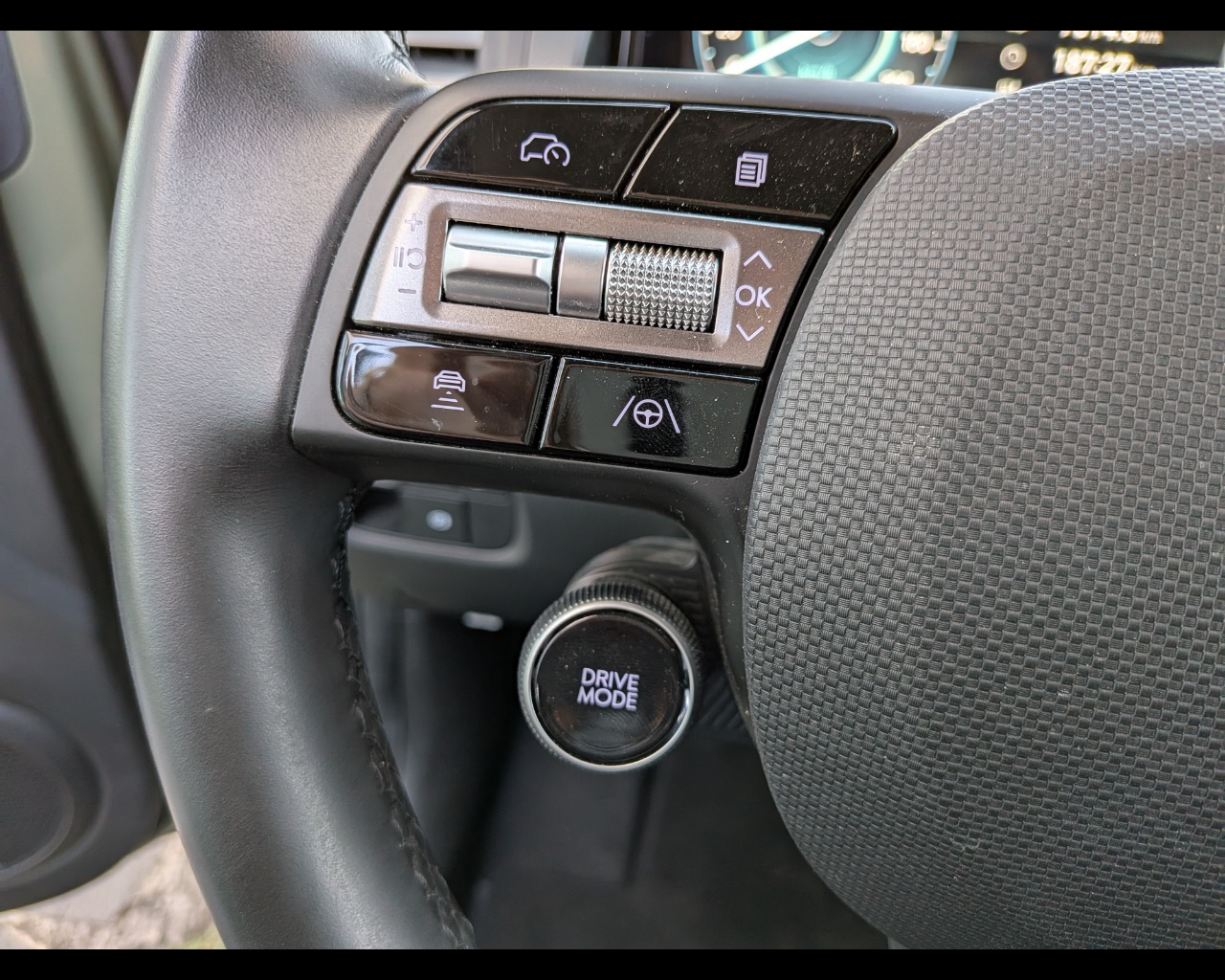 Foto HYUNDAI INSTER 49 KWH XCLASS+AP