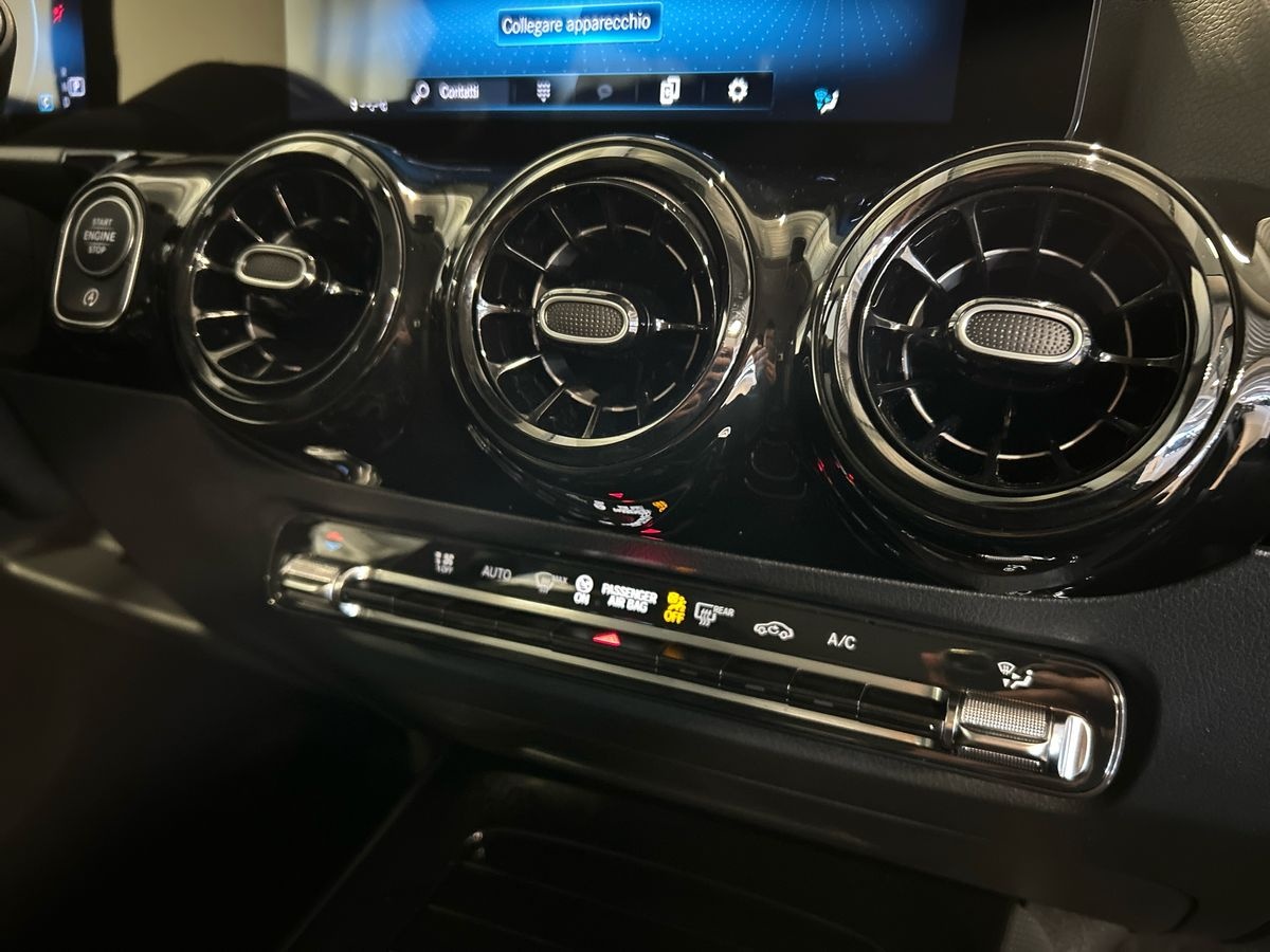 Mercedes GLA GLA 200 D Business Extra 8G-DCT - 14