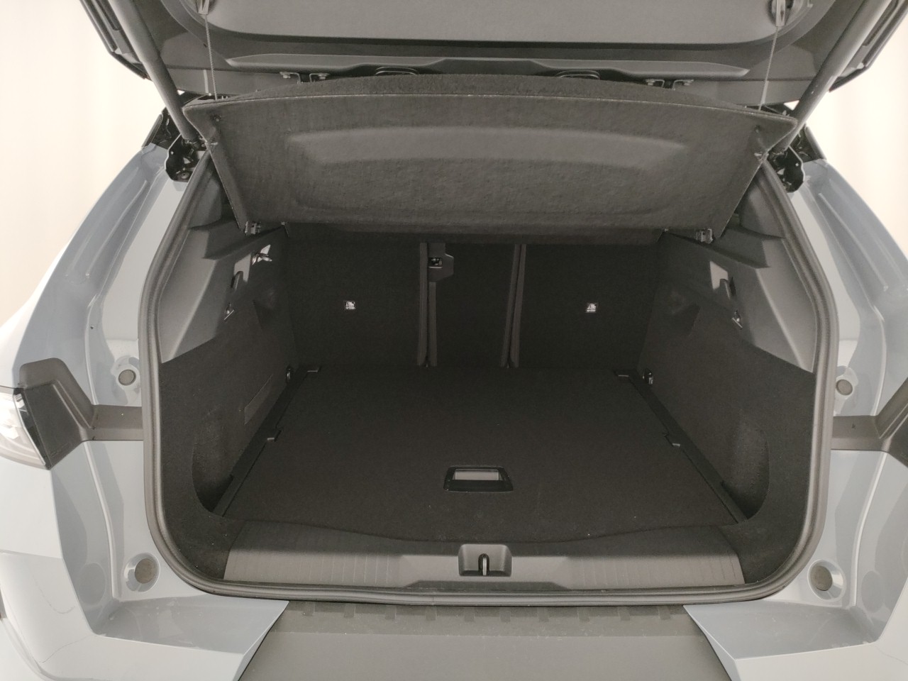 Opel Grandland Nuovo Ibrido benzina Grandland Porto Mantovano