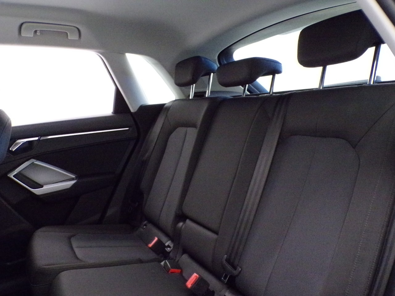 Audi Q3 Q3 35 2.0 TDI Business S tronic - 13