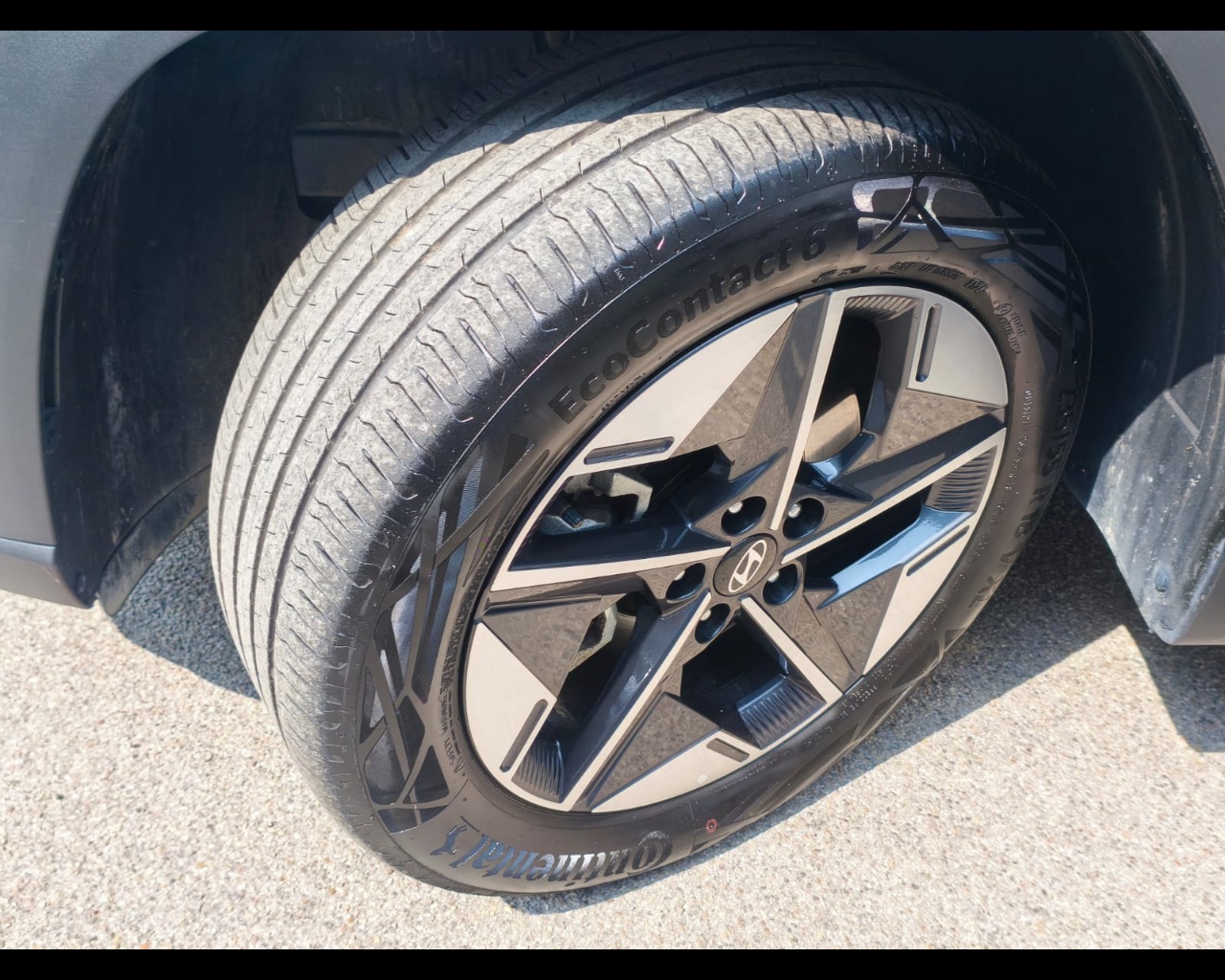 Foto HYUNDAI TUCSON PE 1.6HEV AT 2WD BUSINESS