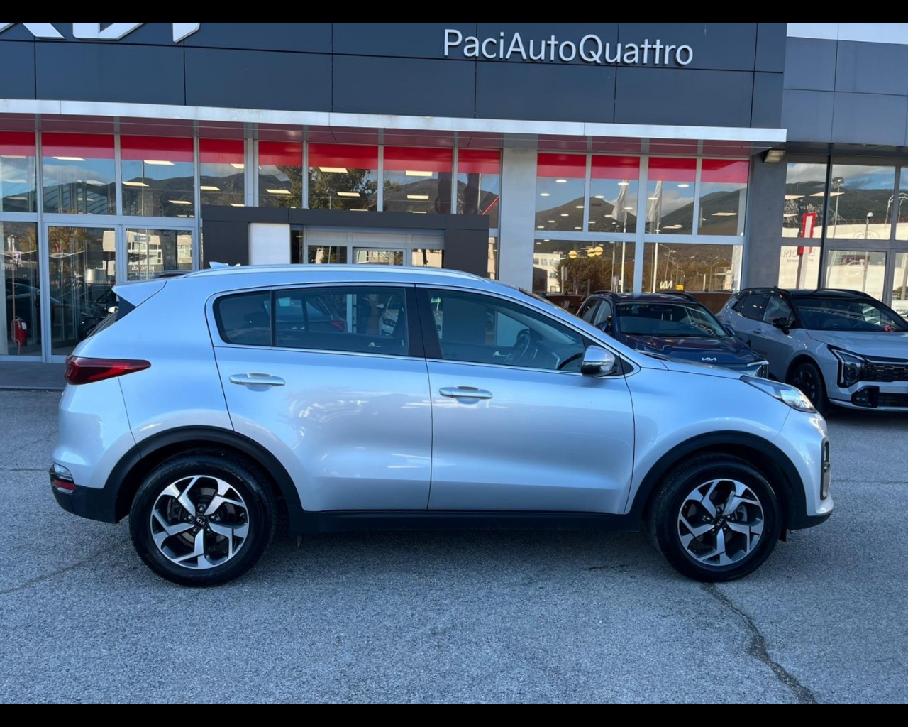Foto KIA Sportage 1.6 Business Class ecogpl 2wd 126cv