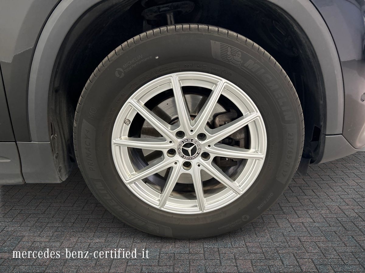 Mercedes GLA GLA 180 D Executive 8G-DCT - 17