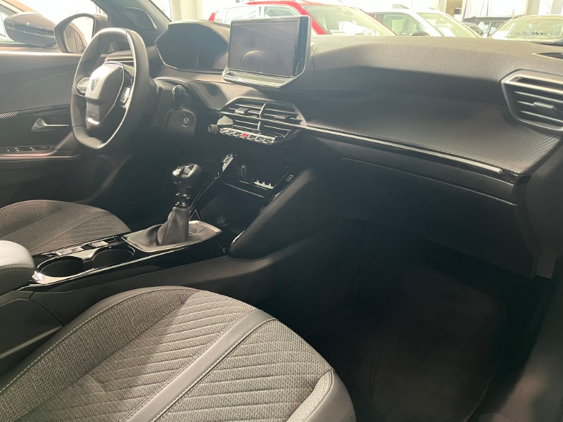 PEUGEOT – 2008 PureTech 100 S&S Allure