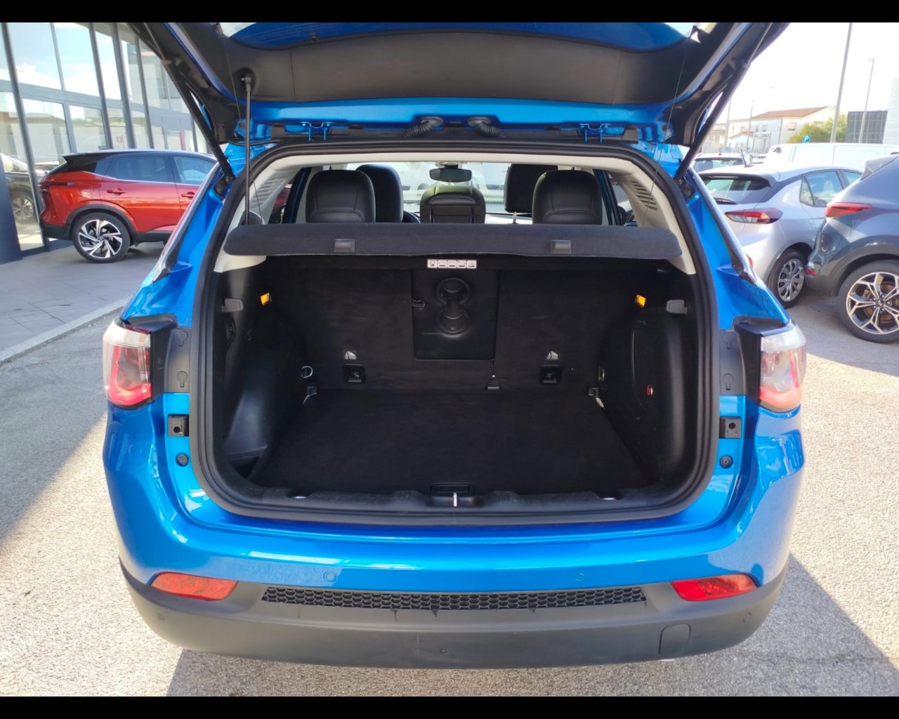 Foto JEEP Compass 2.0 mjt Limited 4wd 140cv auto