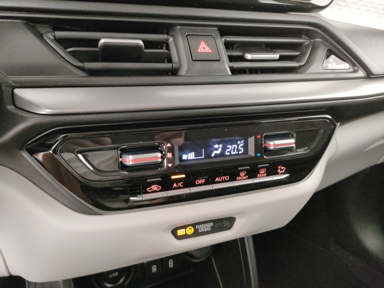 Suzuki Swift Nuovo Ibrido benzina Swift Porto Mantovano