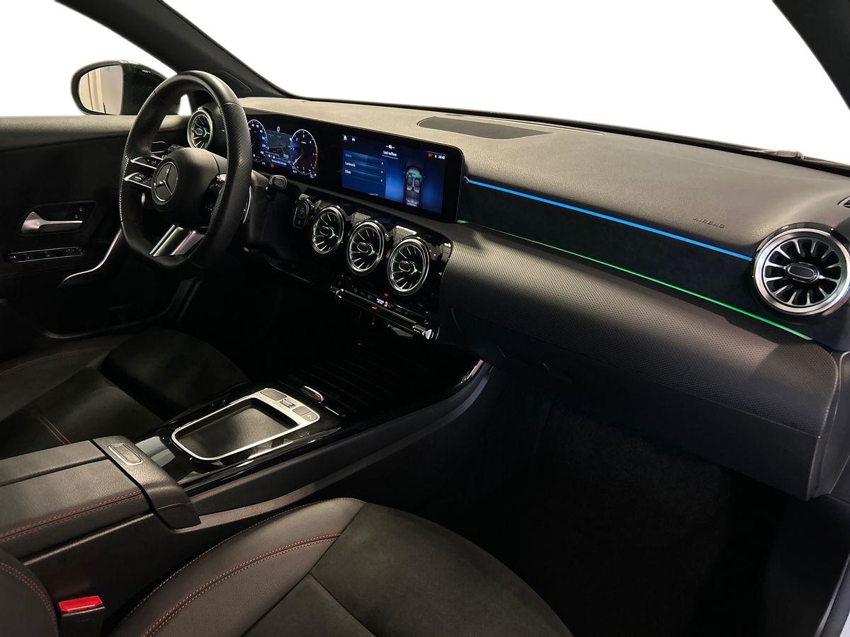 Mercedes  A 180 d AMG Line Advanced Plus auto - 15