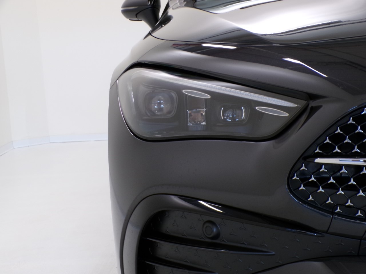 Mercedes CLE Coupe 300 AMG Line Premium Plus 4Matic 9G-Tronic Plus - 5
