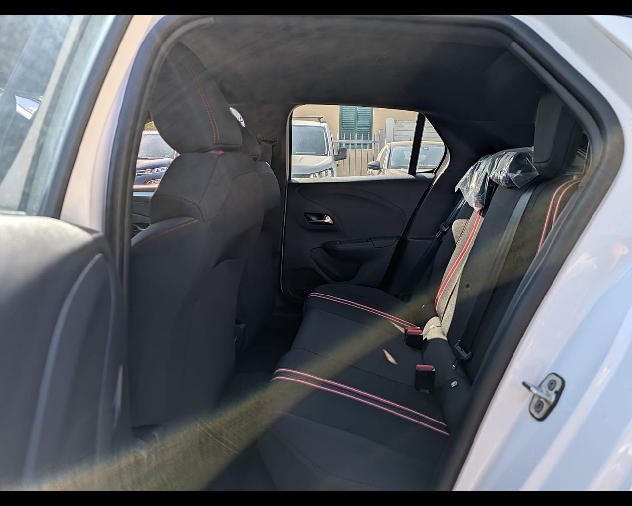 Foto OPEL Corsa e- GS Line