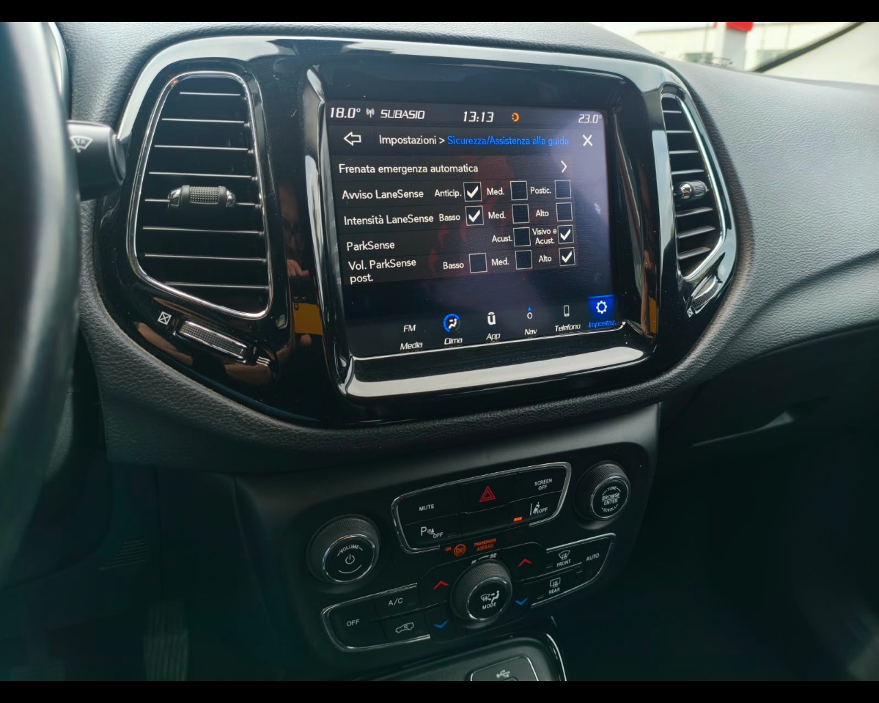 Foto JEEP Compass 2.0 mjt Limited 4wd 140cv