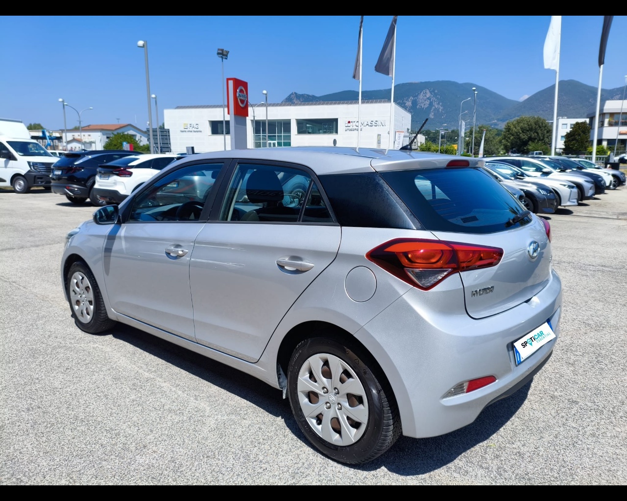 Foto HYUNDAI i20 5p 1.1 crdi Classic 75cv