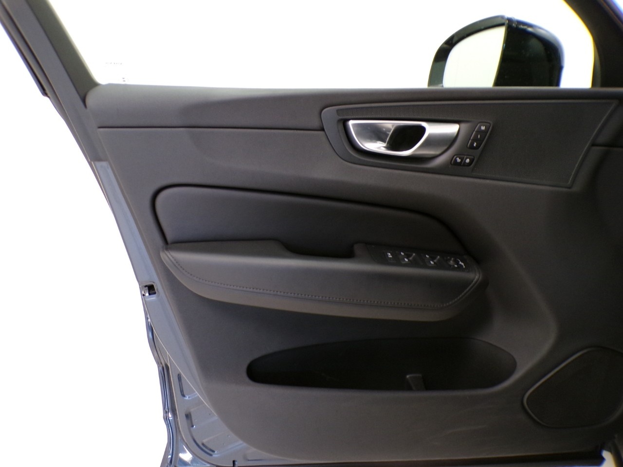 Volvo  XC60 N1 2.0 B4 d Plus Dark auto - 11