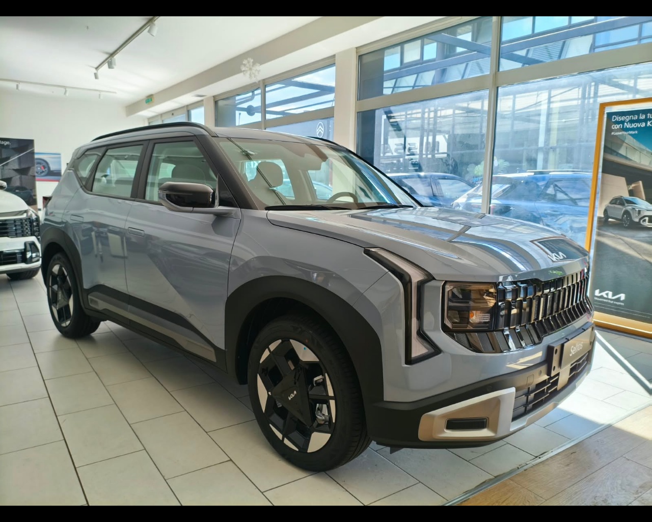Foto KIA SELTOS 1.6 TGDI DCT 4WD STYLE TT