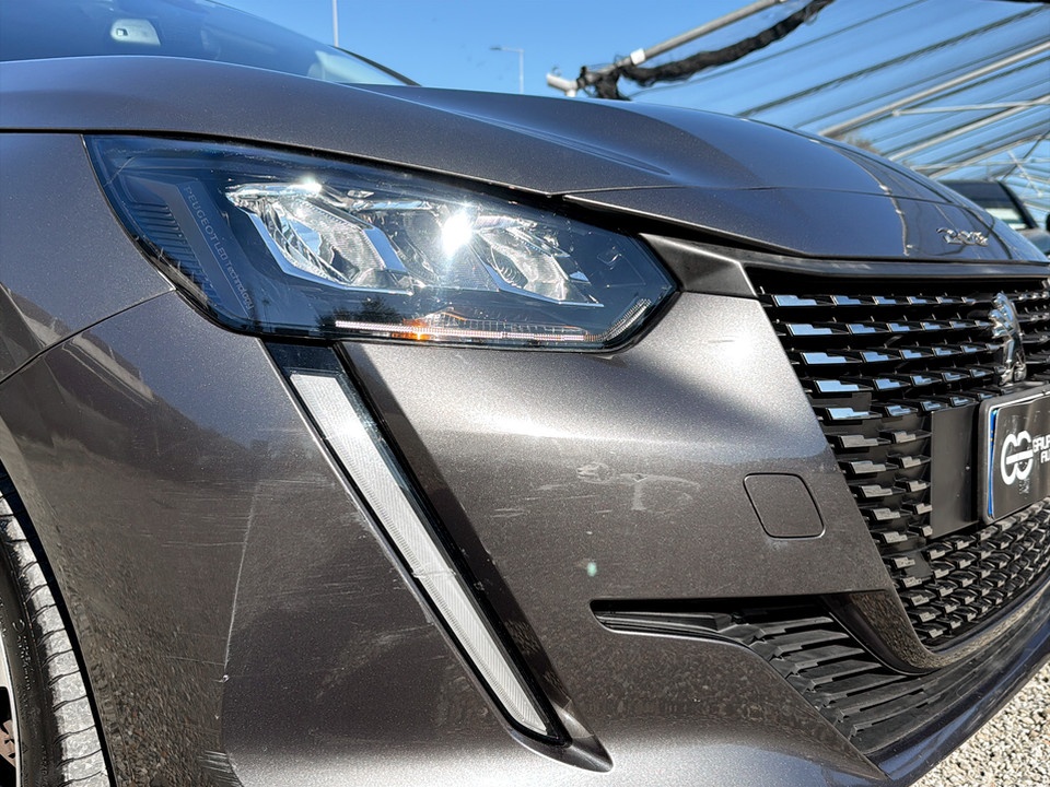 PEUGEOT 208 1.2 puretech Allure Navi Pack s&s 100cv Benzina usato - 19