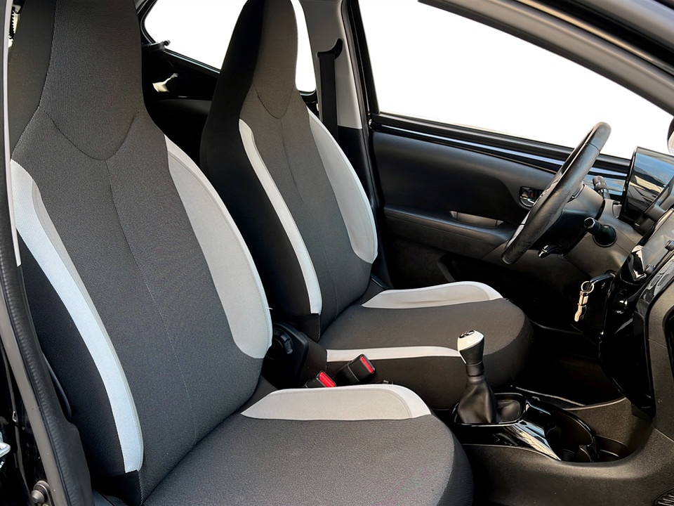 TOYOTA Aygo 1.0 x-play 5p my15 Benzina usato - 13