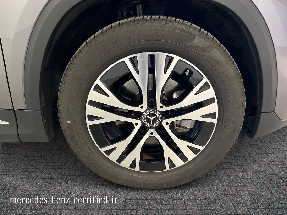 Mercedes GLA 180 D Progressive Advanced 8G-DCT - 17