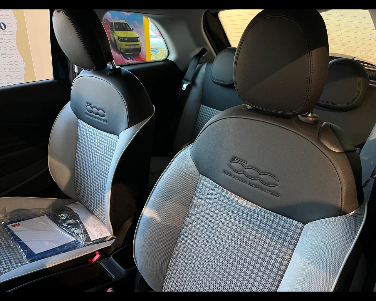 Foto FIAT 500 Hybrid Berlina Torino 1.0Hybrid Berlina