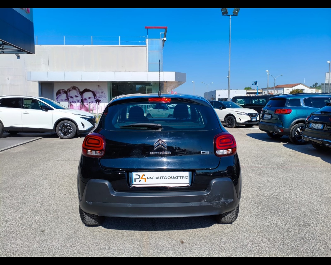 Foto CITROEN C3 1.2 puretech Feel s&s 83cv