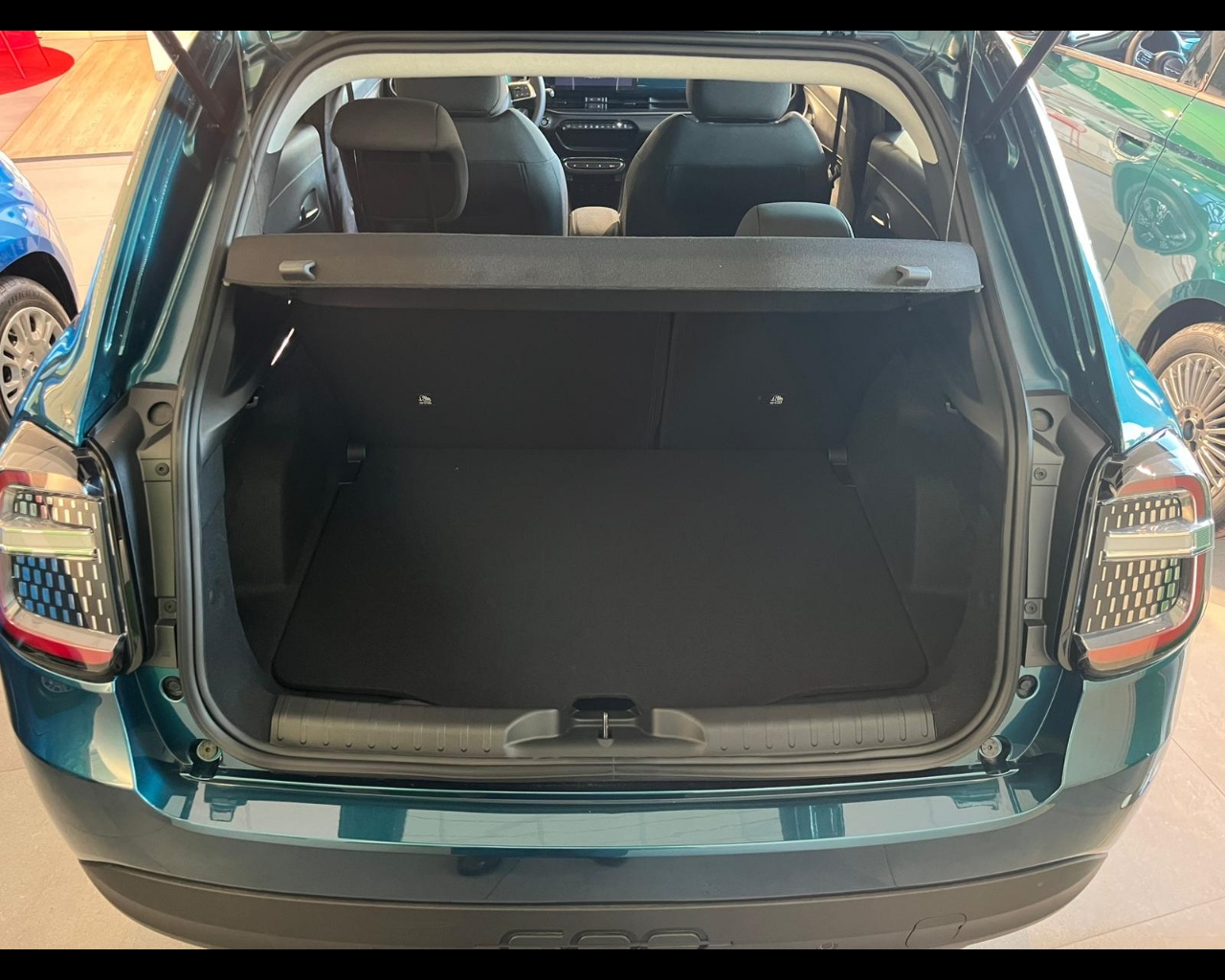 Foto FIAT 600 Hybrid 600 Serie SpecialeIcon - Configurazione Non Ordinabile