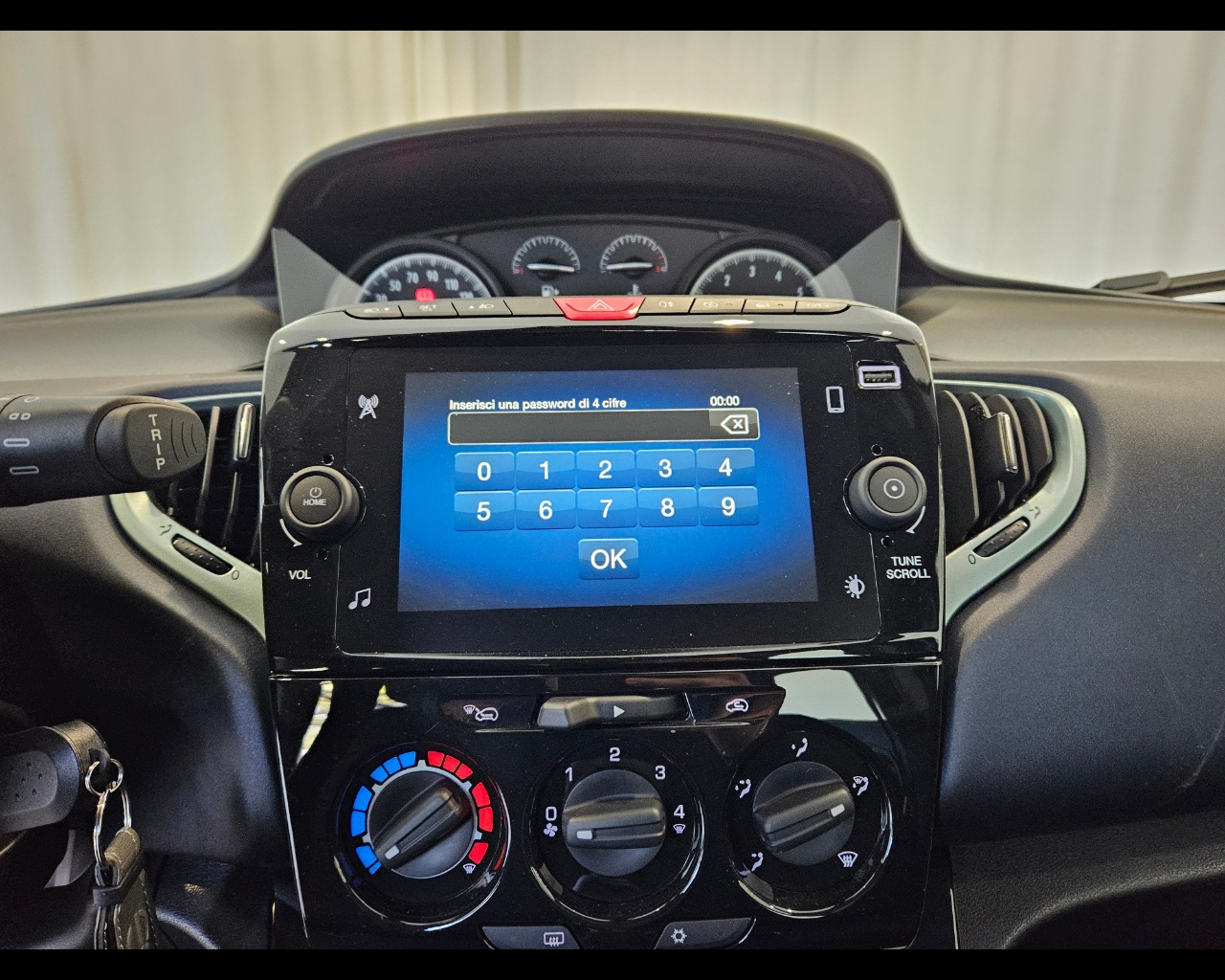 LANCIA Ypsilon 1.2 Ecochic Gpl 69cv GPL Usato - 7