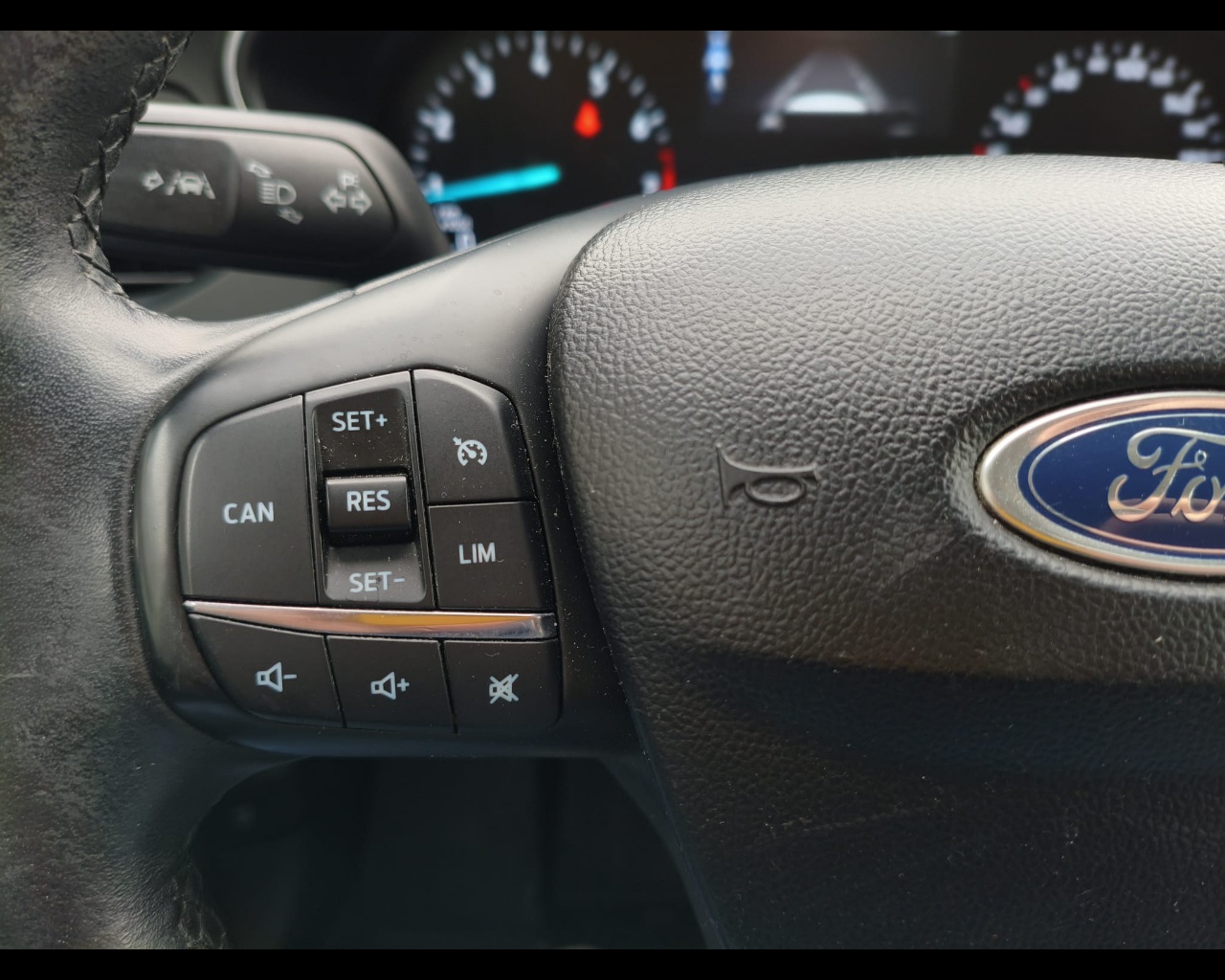 Foto FORD Focus Active 1.0 ecoboost s&s 125cv